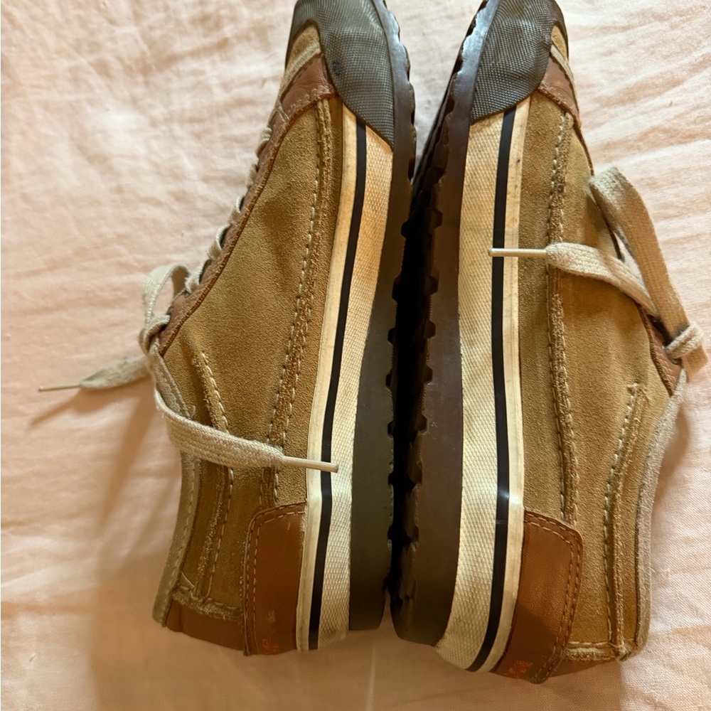 Rocket Dog Tan and Brown Sneakers - Picture 2 of 4